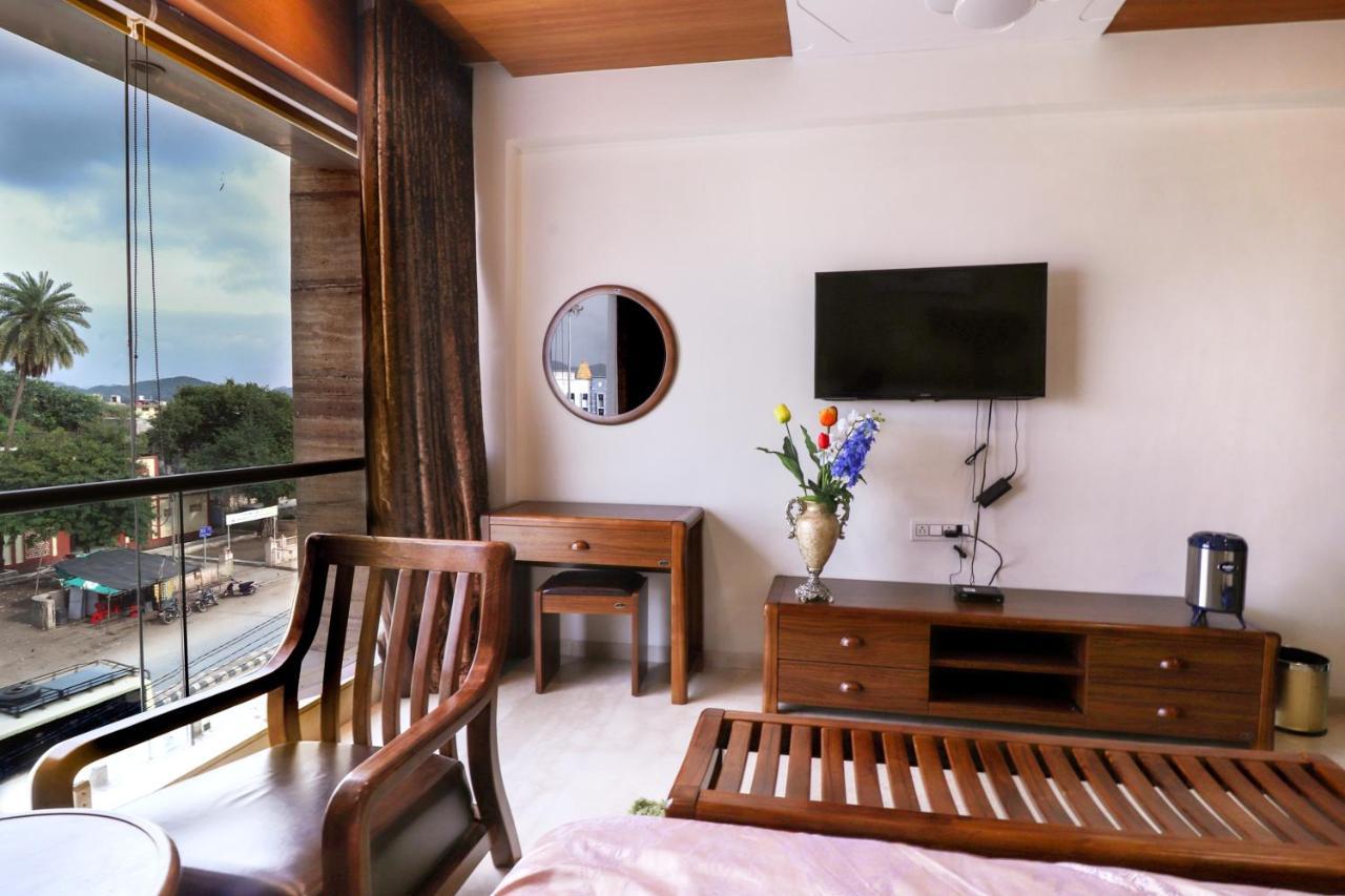 Royal Inn Hotel Ambaji Kültér fotó